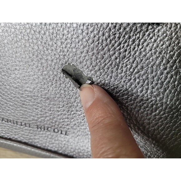 Danielle Nicole Looney Tunes Bugs Bunny Glitter Purse Crossbody READ!! - Picture 7 of 16